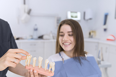 Extracciones cordales clínica dental Martínez Rioboo