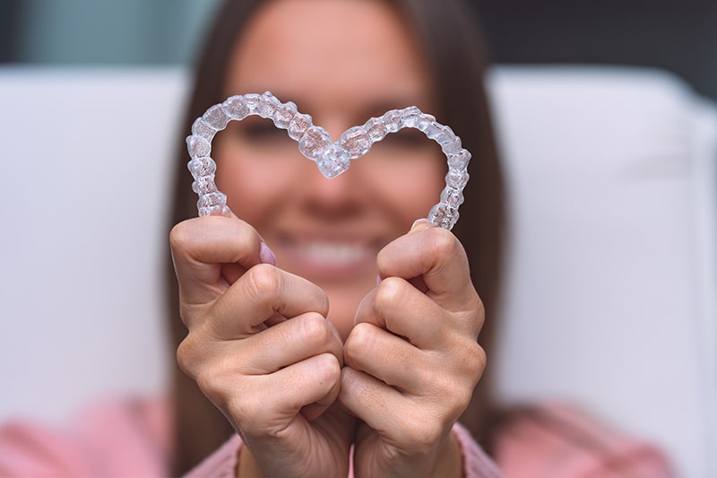 precauciones y cuidados del Invisalign